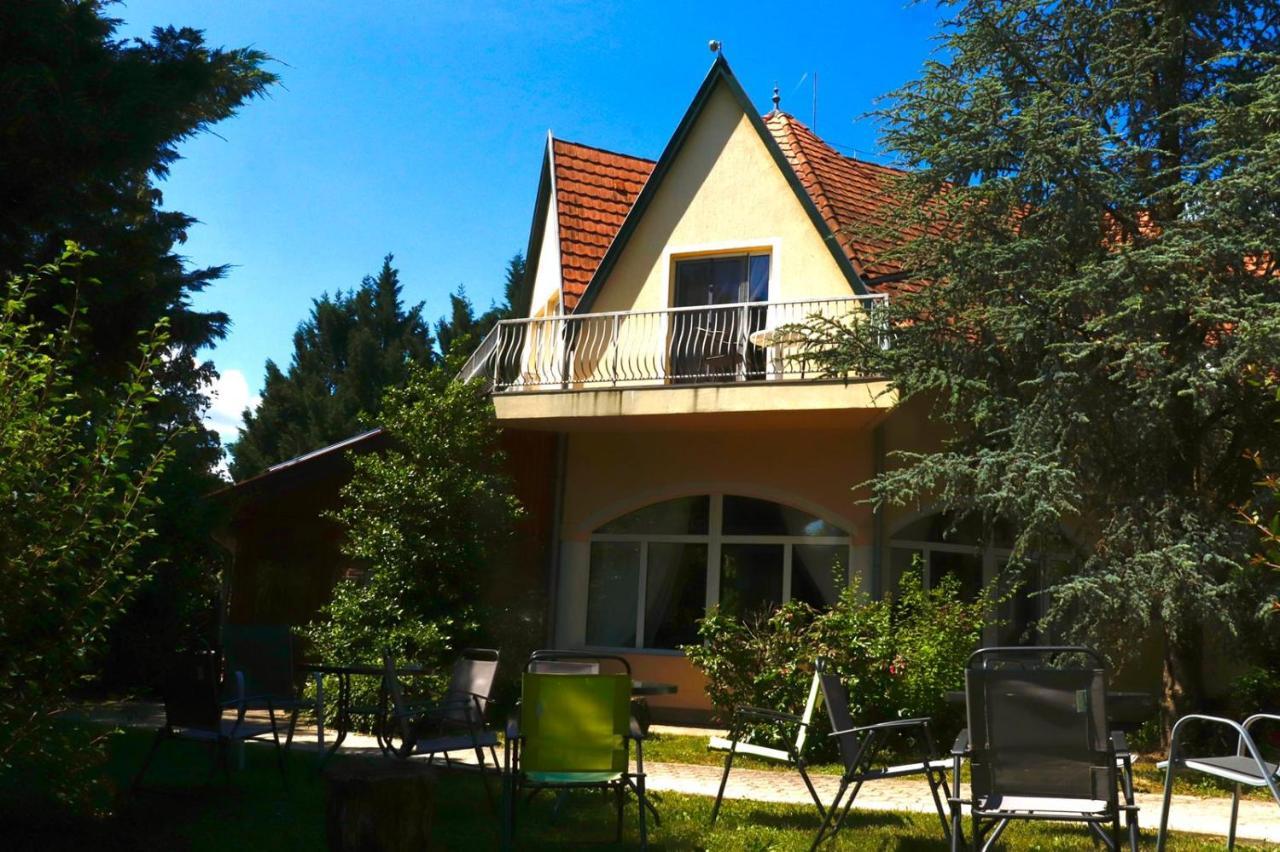 Wagner Panzio Hotel Cserszegtomaj Buitenkant foto