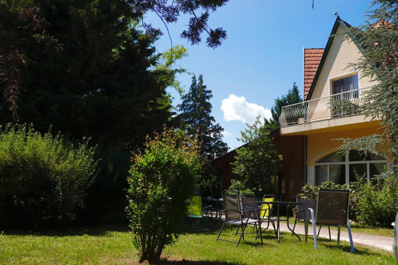 Wagner Panzio Hotel Cserszegtomaj Buitenkant foto