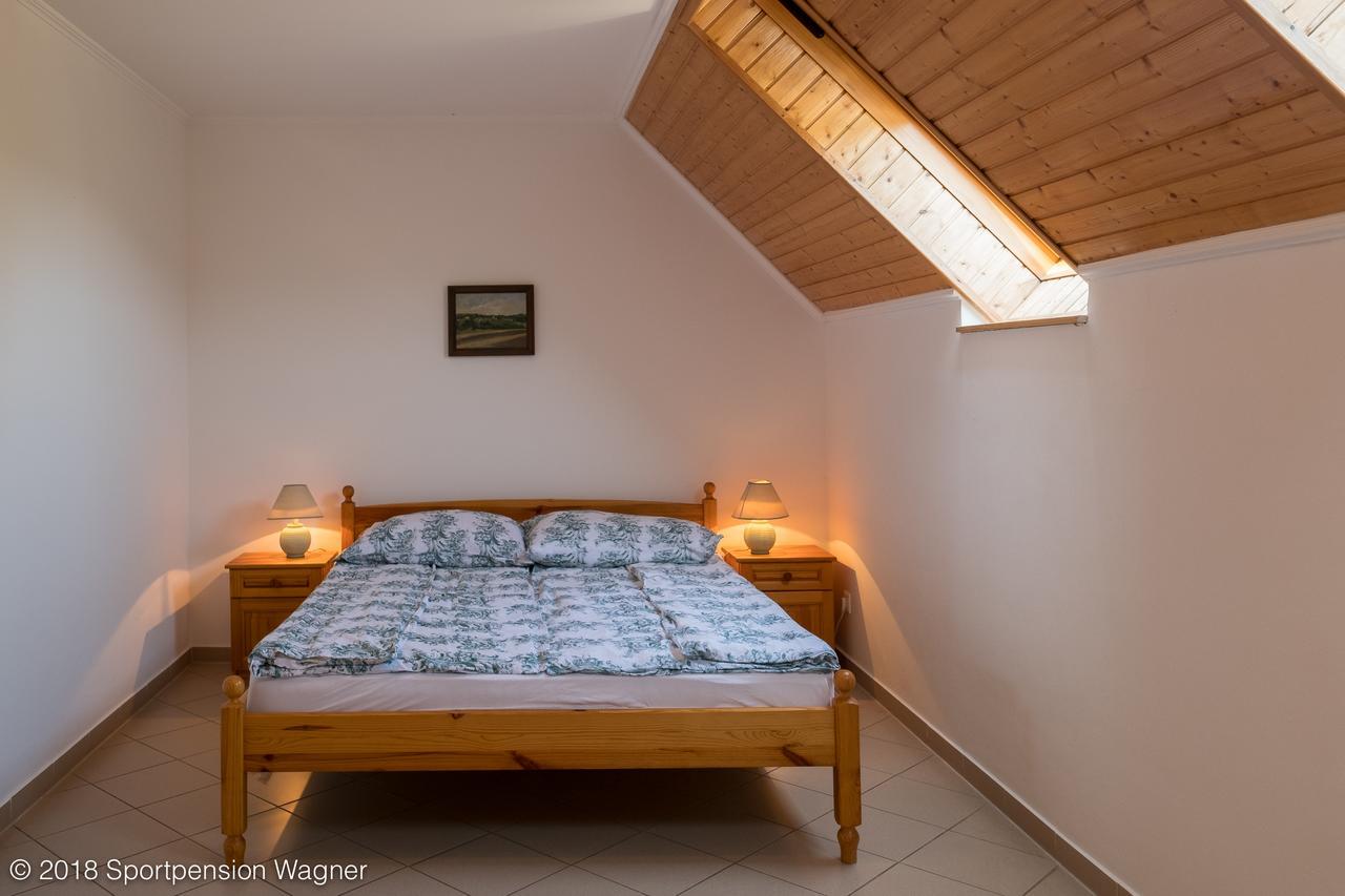 Wagner Panzio Hotel Cserszegtomaj Buitenkant foto