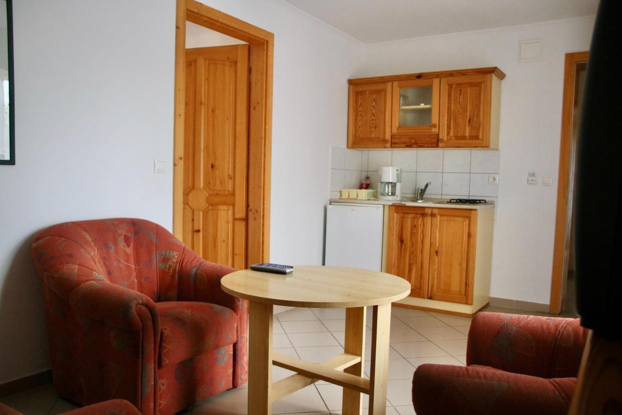 Wagner Panzio Hotel Cserszegtomaj Buitenkant foto